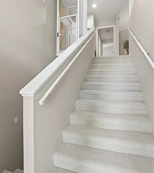 5657 Whisperwood Blvd #204 — Photo 3