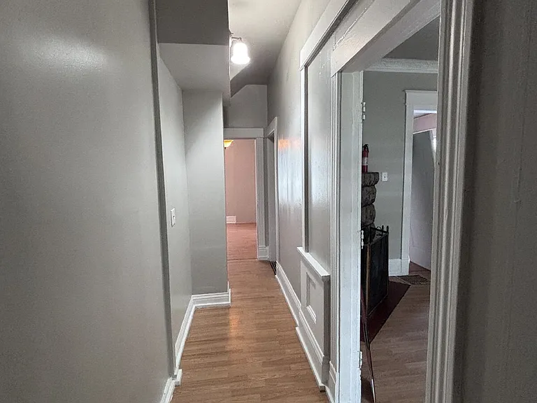 718 S Yakima Ave #1 — Photo 13