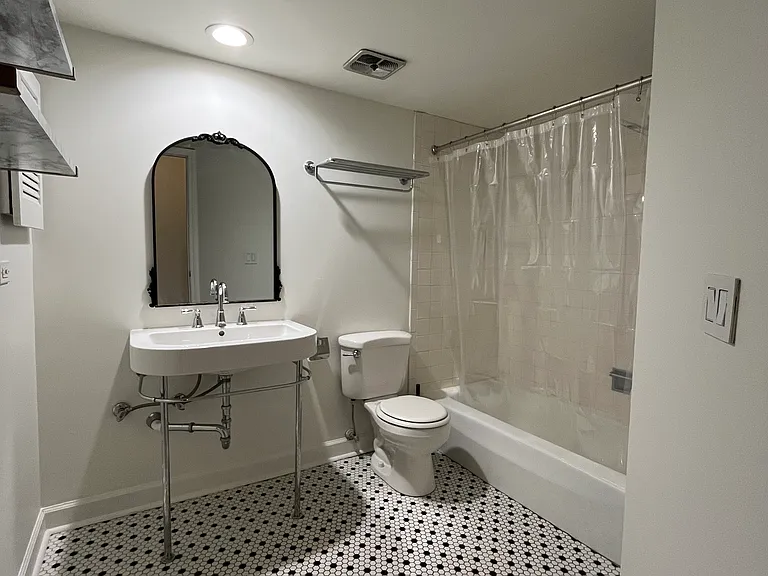 1728 Fayette Walk #M — Photo 13