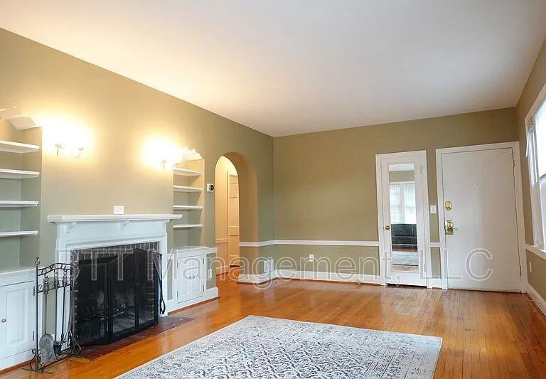 800 Maplewood Ave #1 — Photo 5