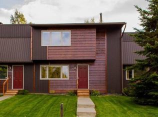 2064 Minerva Way, Anchorage, AK 99515