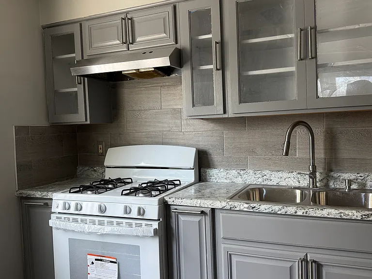 1005 Nora Dr #1 — Photo 2