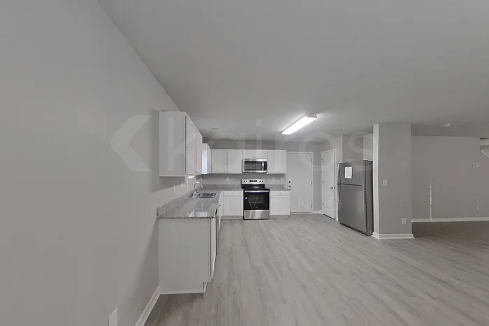 217 Sky Hawk Ln — Photo 8