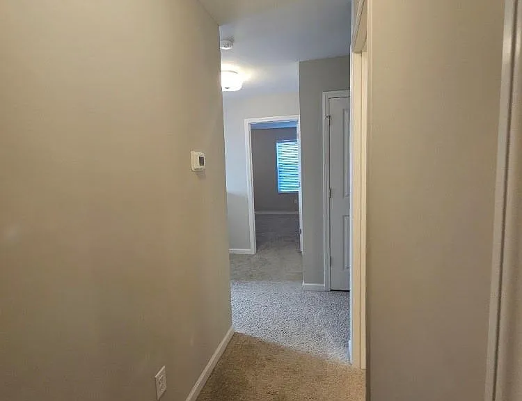 411 Copes Ct — Photo 16