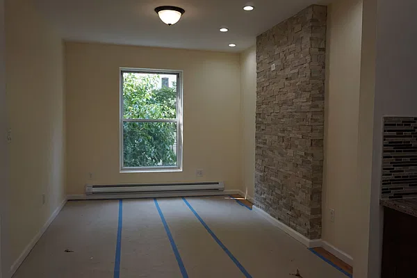 Rented by Brownstone Property Group | media 5