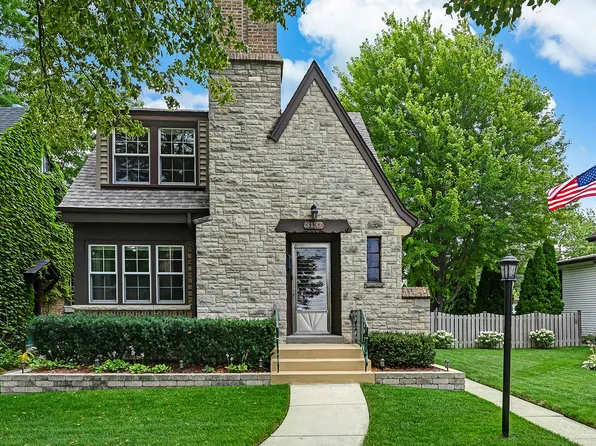 3137 Elm Ave, Brookfield, IL 60513