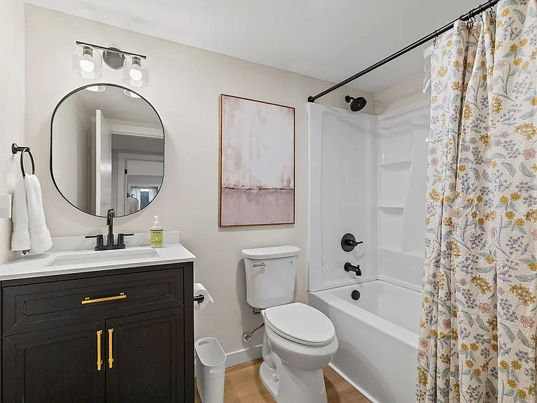4305 NE 77th Ave — Photo 12