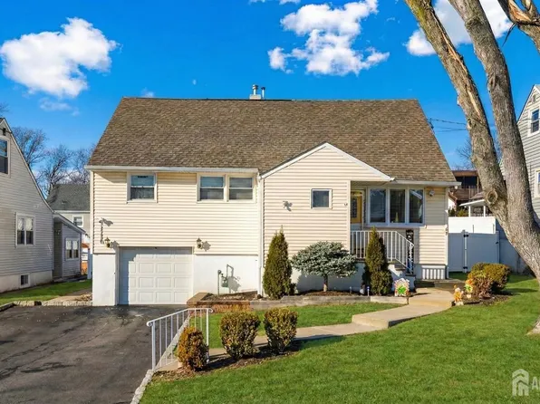 77 Ethel St, Metuchen, NJ 08840