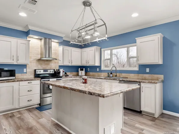 155 ALLEN, McQueeney, TX 78123