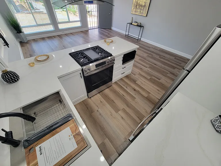 Islandia Apartments — Photo 1