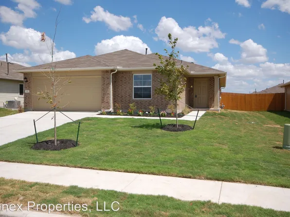 107 Esparza Ct, Hutto, TX 78634