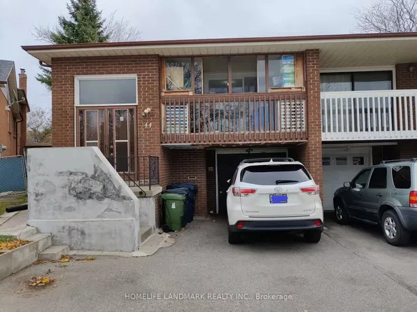 44 Lady Churchill Ct, Toronto, ON M1V 2J6