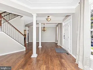 4 bed, 3.5 bath, 3858 sqft, $4,198 — Photo 4