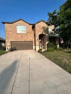2nd image of 1004 Katherine Rd
