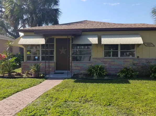 2665 44th St S, Gulfport, FL 33711