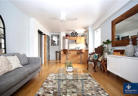 4th image of 245 E 35th St APT 6G
