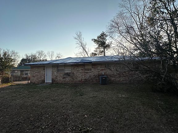 3rd image of 3602 Audubon Place