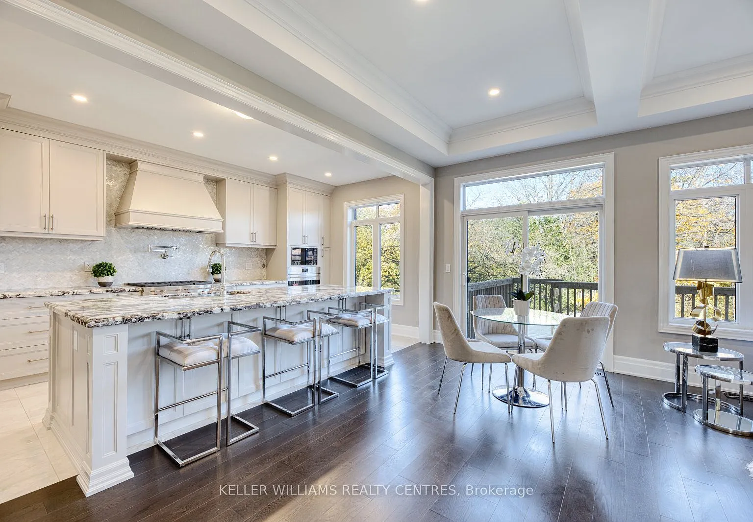 5 bed, $8,000 — Photo 1