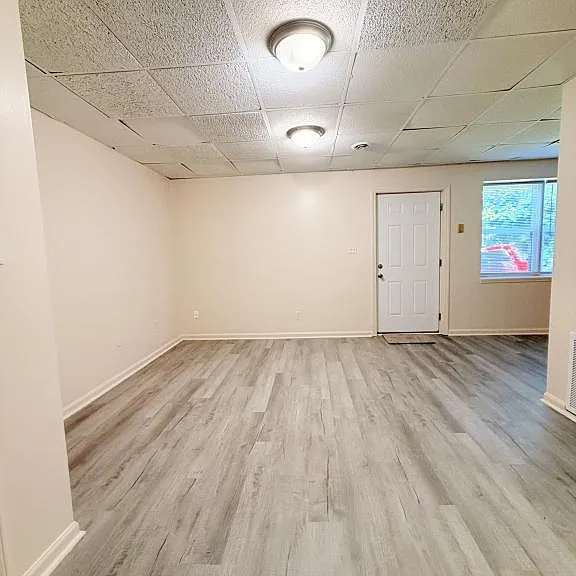 104 Brown Ct #8 — Photo 10