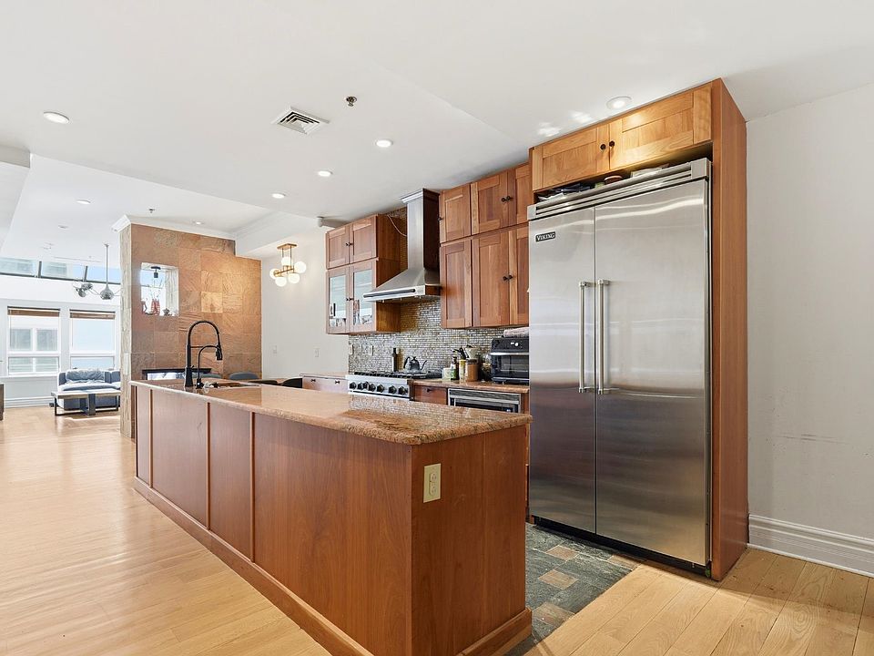 1st image of 81 Montgomery St APT 7