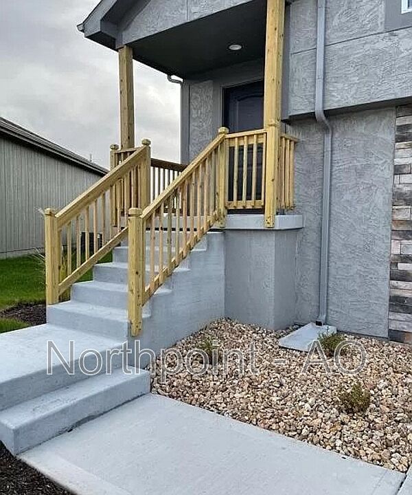 21802 Lucca Cir, Peculiar, MO 64078 Zillow