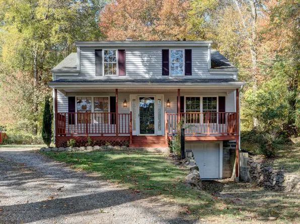 124 Potuccos Ring Road, Wolcott, CT 06716