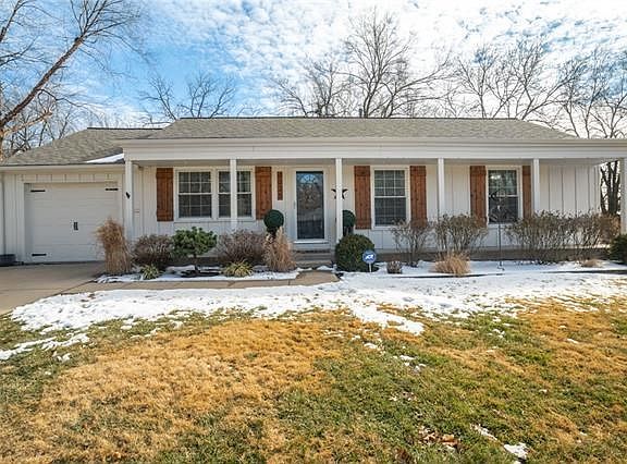 2nd image of 9025 Westbrooke Dr