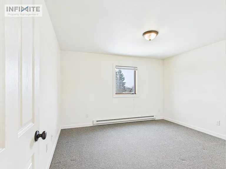 215 S 18th Ave #1 — Photo 8