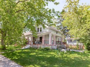 4431 Cambridge St, Duluth, MN 55804