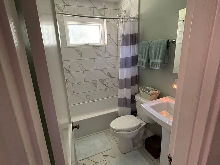 2855 Stratford Rd — Photo 11