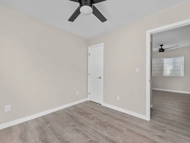 6213 Mesita Dr — Photo 10