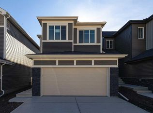 89 E Sora Gdns SE, Calgary, AB T2A7Y2