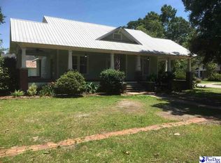 300 N 10th Ave, Dillon, SC 29536