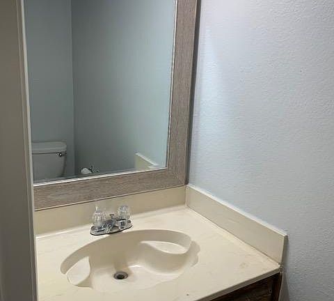 4th image of 345 Mill Creek Cir