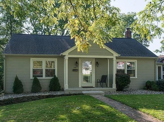 4th image of this home