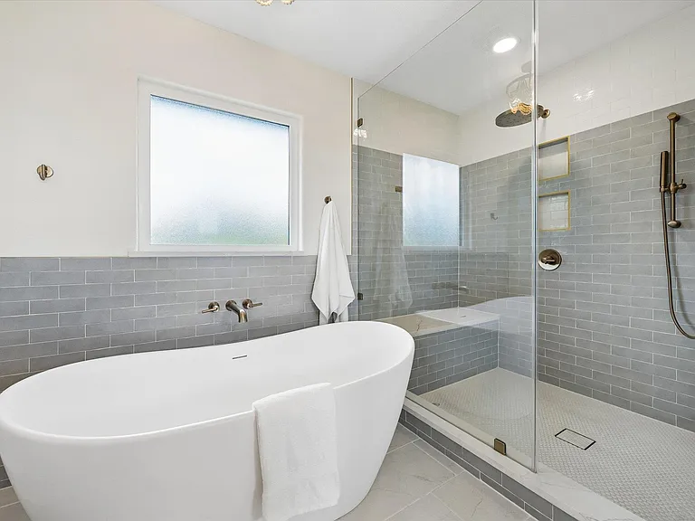 4004 Cloudy Ridge Rd — Photo 14