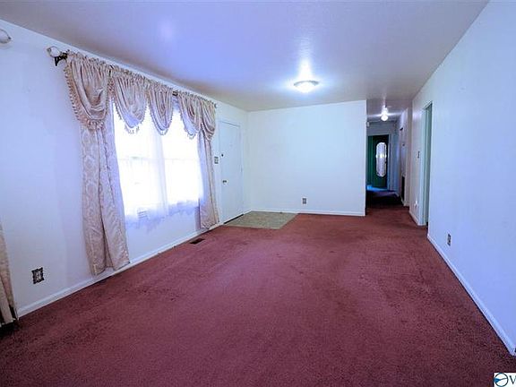 4th image of 6111 Valley Park Dr NW