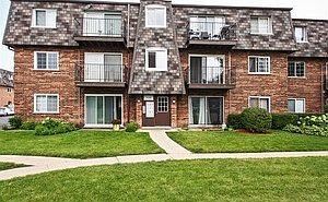 1st image of 9377 Bay Colony Dr APT 2N
