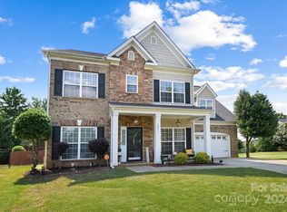 3011 Shady Knoll Cir, Matthews, NC 28104