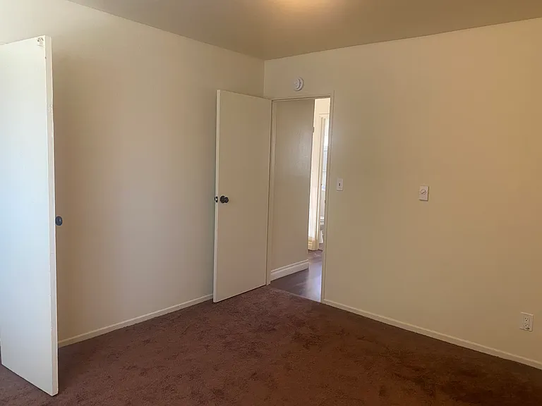 17045 Clark Ave — Photo 13