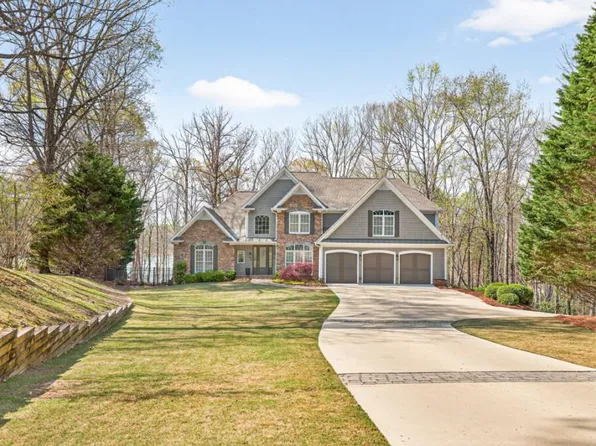 2686 Tammi Ln, Gainesville, GA 30506