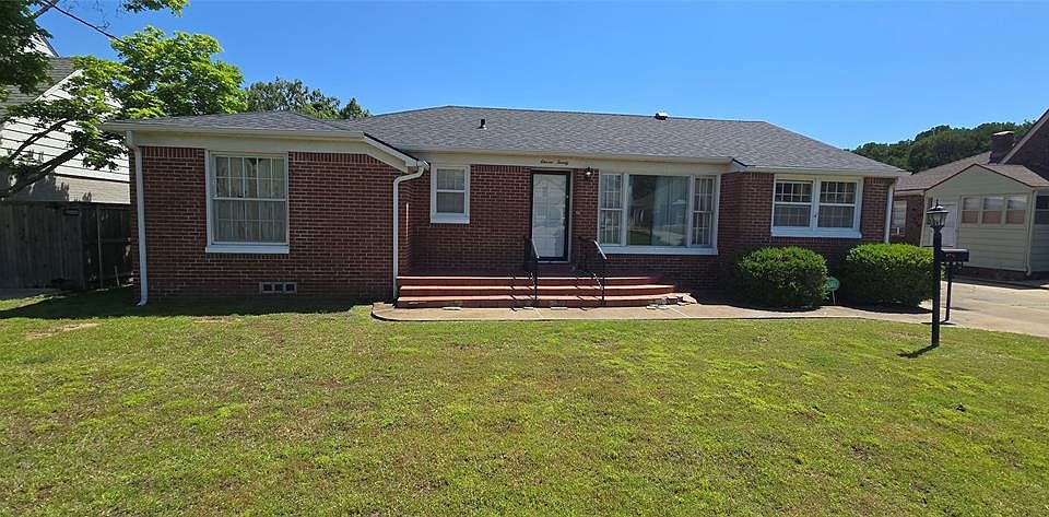 1st image of 1120 Fenwick Pl