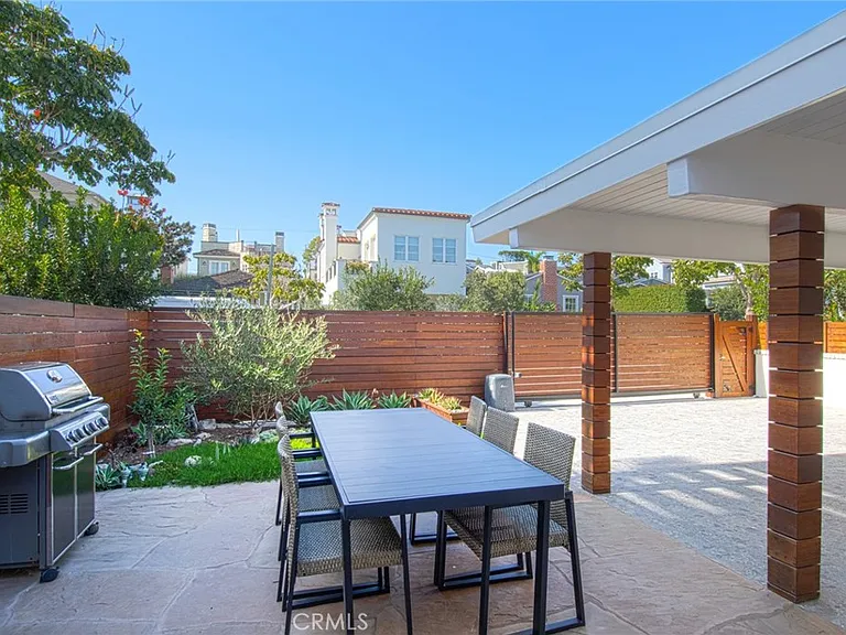 308 Poppy Ave — Photo 23