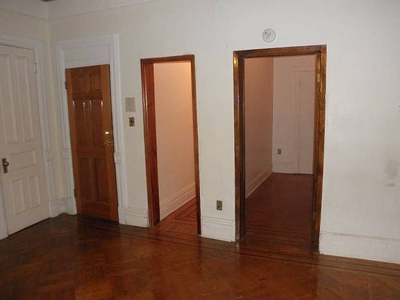 Livingroom Closets