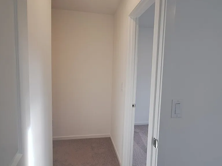 1349 NE Cobbleridge Loop — Photo 27