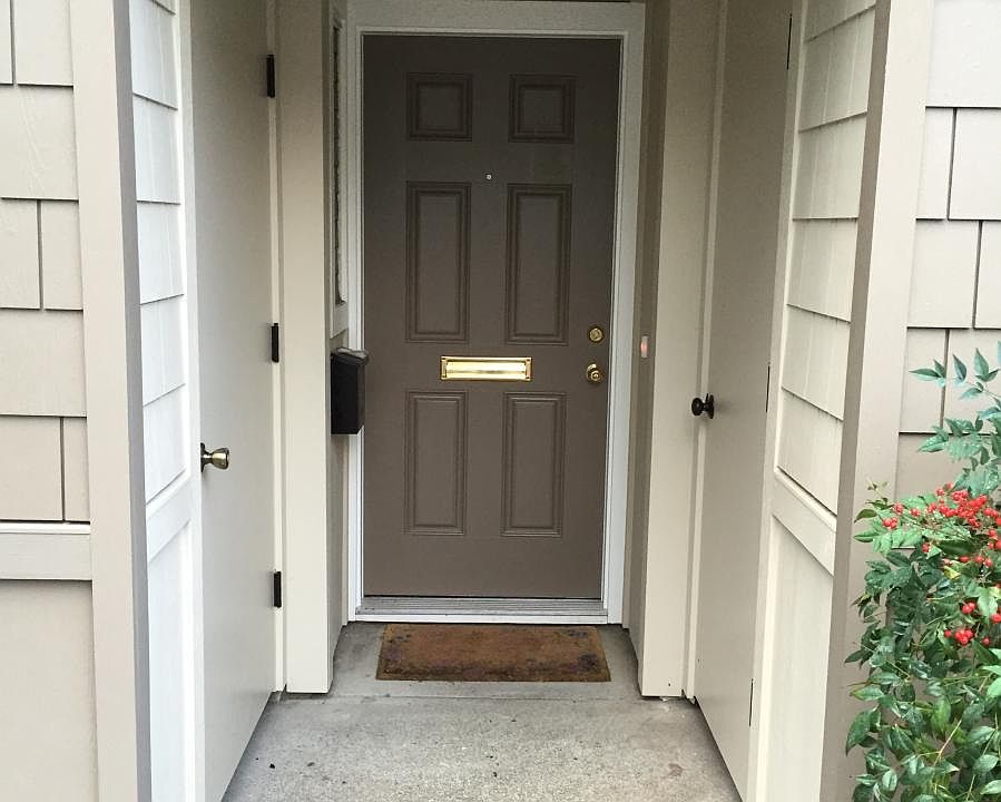 1st image of 1281 Valley Oak Ct
