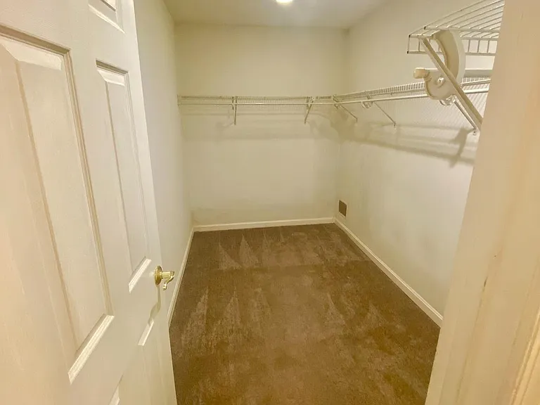1042 S Ironwood Rd — Photo 10