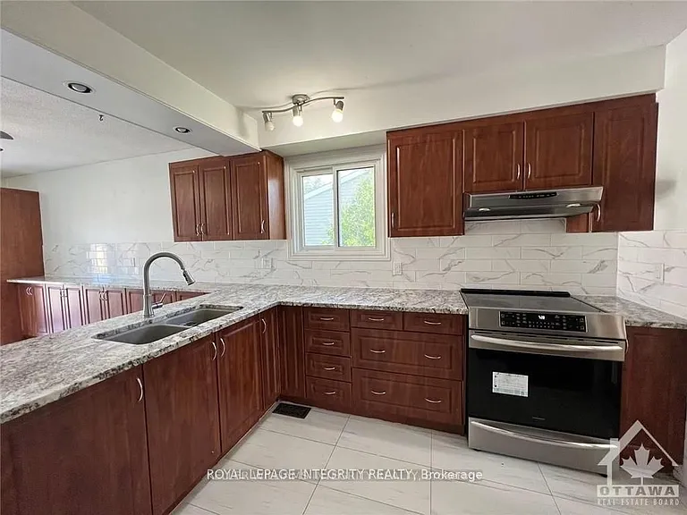 61 Elvaston Ave — Photo 7