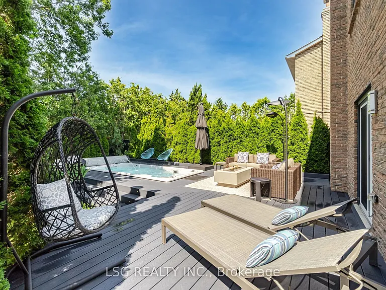 4234 Sunflower Dr — Photo 43