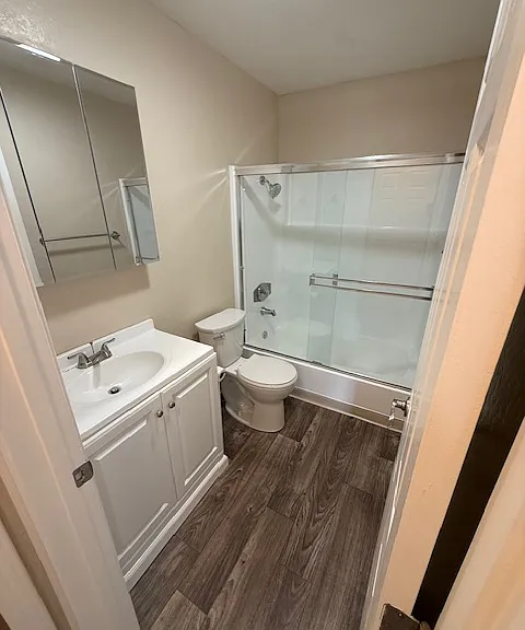 Capitol Ave Apartments — Photo 14
